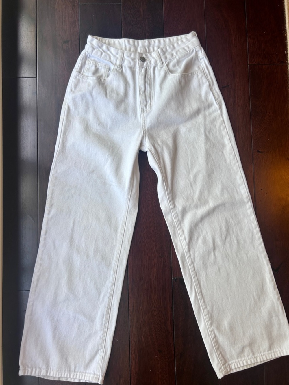 SHEIN Women’s Relaxed Straight-Leg White Jeans